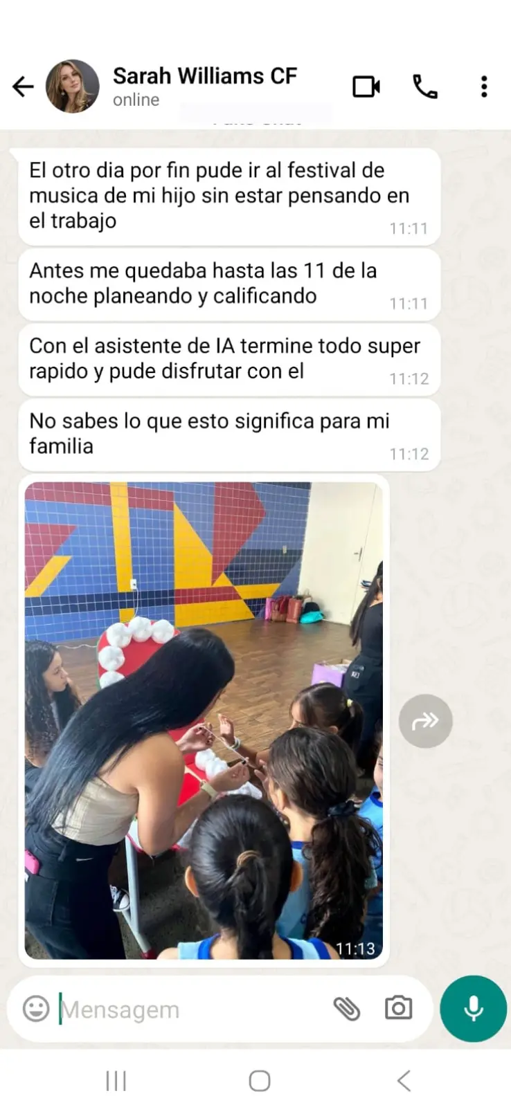 Mensaje de una docente que pudo ir al festival de su hijo sin pensar en el trabajo